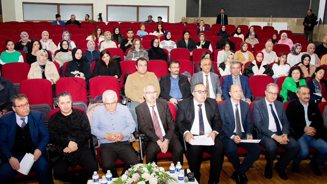 Selçuk Üniversitesinde Ziya Gökalp Paneli 